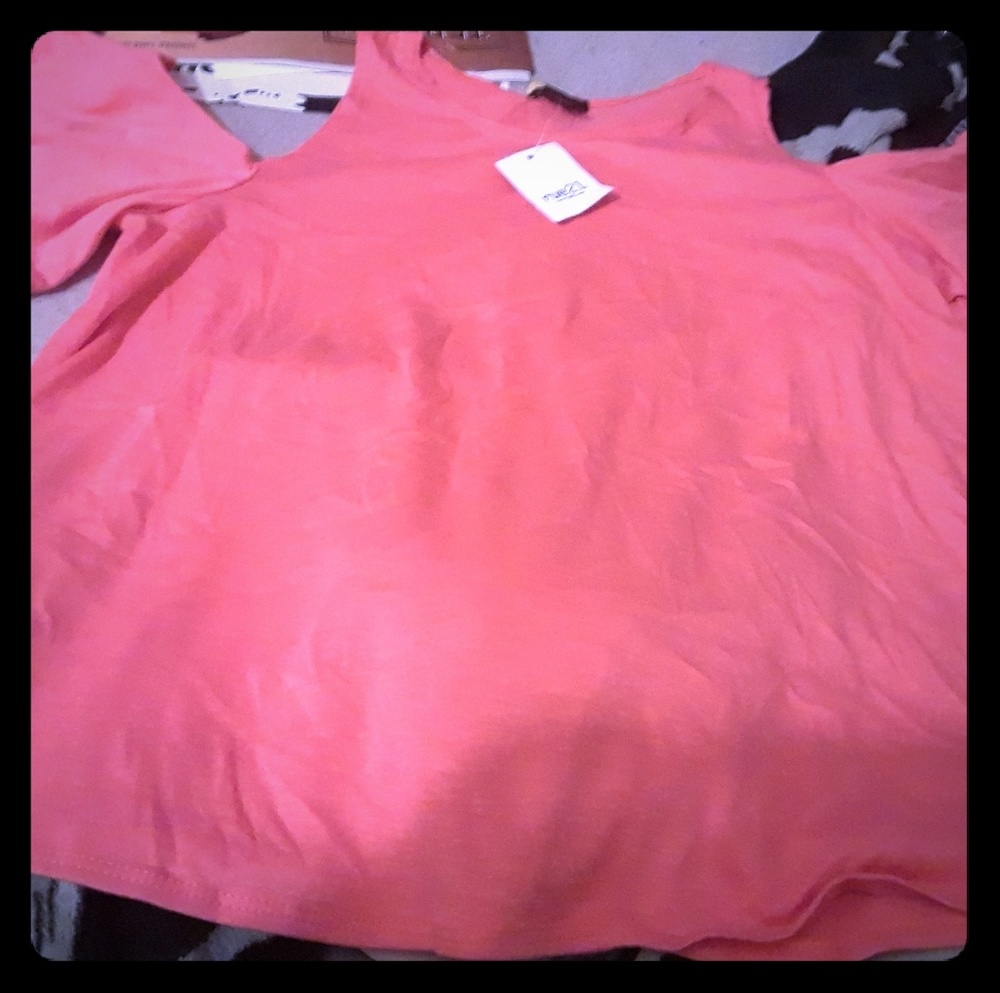 Rue21 medium shirt